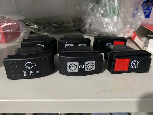 4700792812 Διακόπτης κουμπιού ταχυτήτων για ανταλλακτικά τροχαίων κυλίνδρων Cc524 624hf