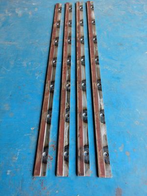 Σύστημα σιδερώματος Asphalt Paver Strip Wear Resistant Steel Bar S1880-3L AB600-3