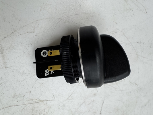W195 W200 W205 Κουμπί διακόπτη 2470410 Κουμπί ενεργοποίησης/αποκλεισμού Κουμπί για εξαρτήματα μηχανών οδικής φρέσκας