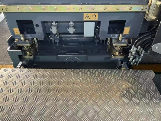 Συναρμολόγηση Πλάκας Στρώσης 5m Για AB500-3TV Για Ασφαλτοστρωτήρα