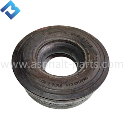 Ομαλές λαστιχένιες ρόδες ανταλλακτικών BW131AC οδικών κυλίνδρων Bomag που προσαρμόζονται